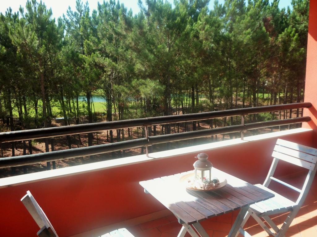 Apartamento Golf Resort 차르네카 외부 사진